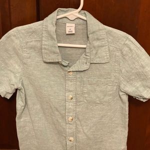 Boys Old Navy shirt, size 4T